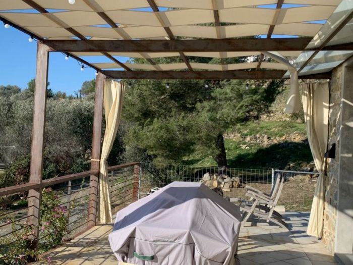 Archisio - Nadine Schmitz - Progetto Leleganza dello sfioro nascosto