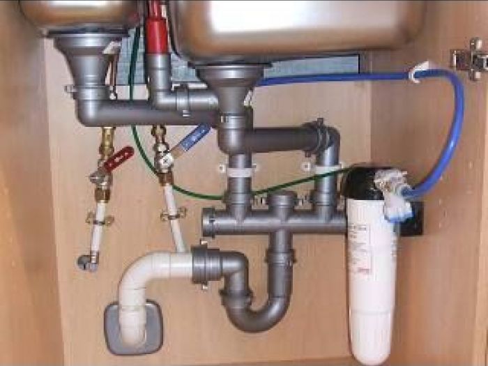 Archisio - Paolo Pizzimenti L Idraulicoi Anti-crisi - Progetto Servizi