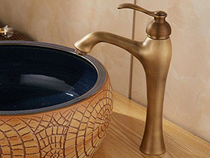 Archisio - Tassonedil - Progetto Rubinetti quali scegliere nella ristrutturazione del bagno