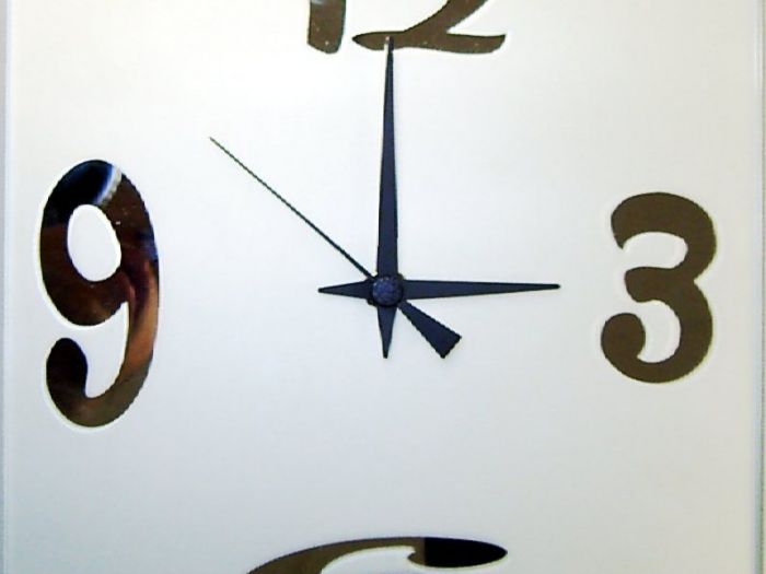 Archisio - Vetreria Dimensione Vetro - Progetto Pellicole per vetro oggettistica in vetro arredi in vetro e lavorazioni del vetro