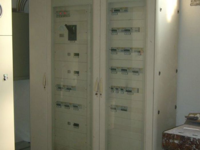 Archisio - Modernaluce Impianti Elettrici - Progetto 2010-2011 lissone laboratorio