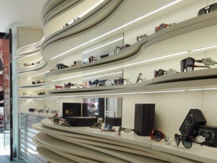 Archisio - Falegnameria Montagnese - Progetto Arredo per negozi