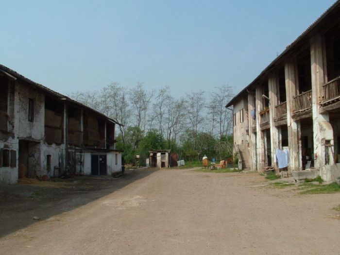 Archisio - Pietro Cafiero - Progetto Piano di recupero cascina brambilla