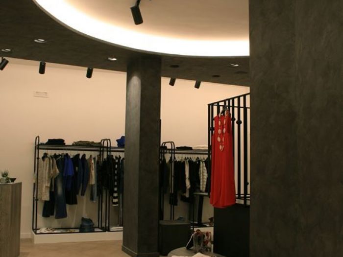 Archisio - Vincenzo Bafunno - Progetto Naf - abbigliamento donna