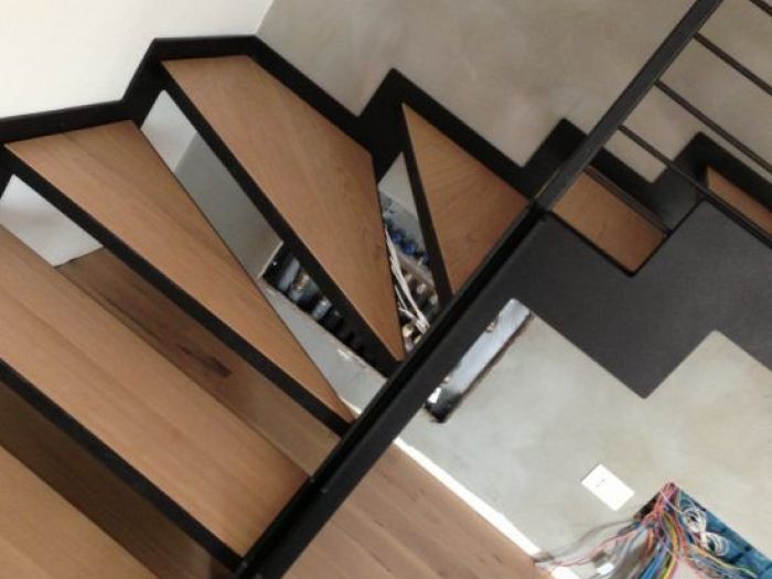 Archisio - Sofim Srl Soluzioni E Finiture Immobiliari - Progetto Arredi e complementi su misura scale in legno