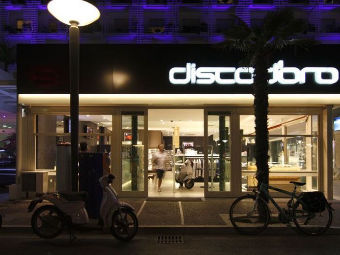 Archisio - Monica Lepri - Progetto Spazi commerciali