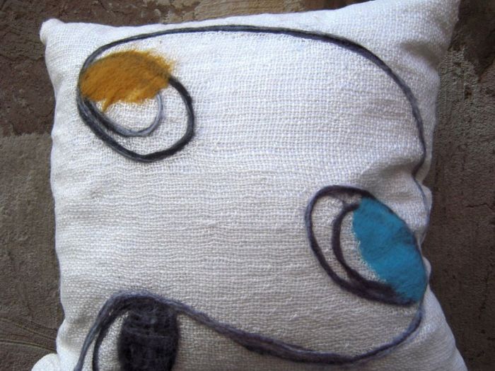 Archisio - Elena Kihlman Disegna E Produce Tessuti Darredamento Accessori Per Arredamenti - Progetto Cuscini decorativi