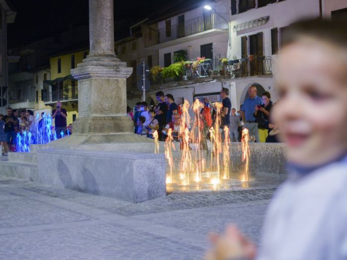 Archisio - Forme Dacqua - Progetto Fontane a pavimento piazza santa maria cameri no
