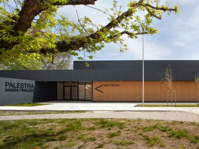 Archisio - Didon Comacchio Architects - Progetto Palestra scolastica temporanea