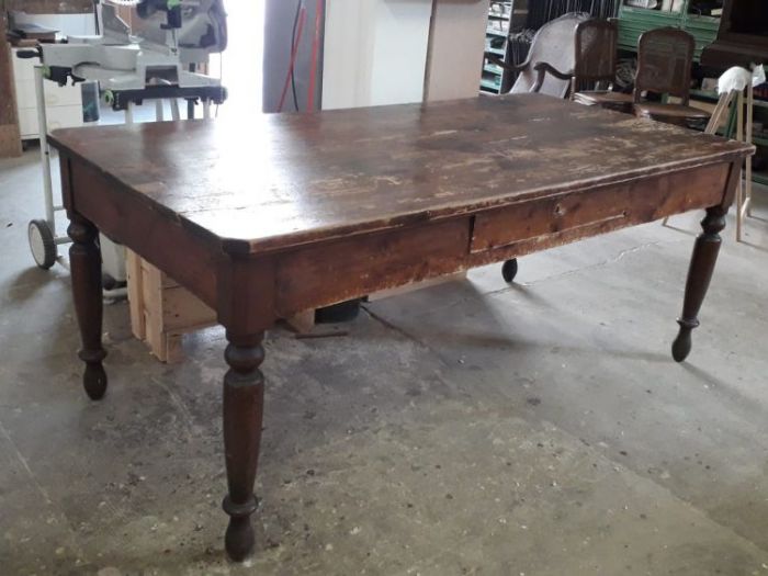 Archisio - Falegnameria Soncini Quintavalla - Progetto Restauro tavolo