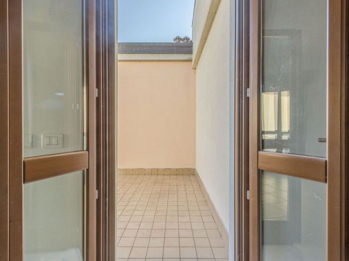 Archisio - Eukalipto Studio - Progetto Home staging completo servizio fotografico e foto drone su duplex vuoto