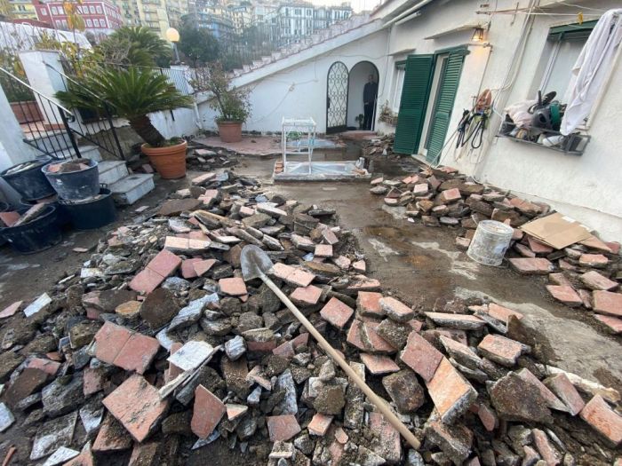 Archisio - Geometra Luigi Amato - Progetto Progettazione e direzione lavori impermeabilizzazione terrazzo impermeabilizzazione area intorno ai n2 lucernari