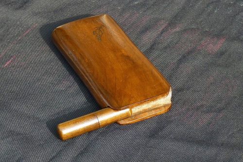 Archisio - Il Mobile Darte - Progetto Portasigari