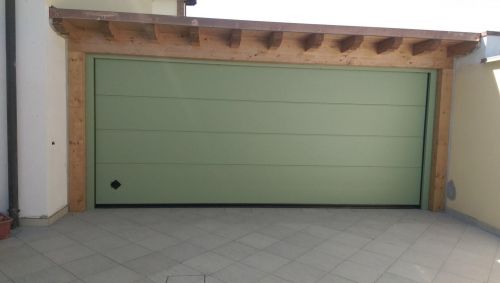 Archisio - Porte Porte srl - Progetto Portoni per il garage