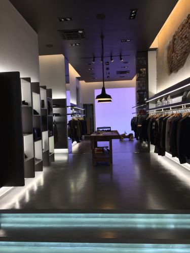 Archisio - Orietta Vigan - Progetto Relooker negozio abbigliamento uomo