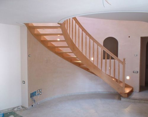 Archisio - Falegnameria Decrestina Pierluigi - Progetto Scala a spirale in faggio