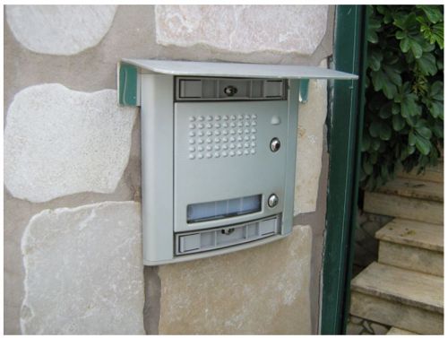 Archisio - Demasi Technological Assistance Srl - Progetto Installazione di citofono di vecchia e nuova generazione