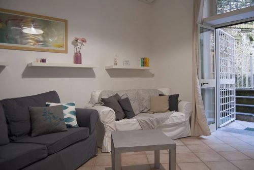 Archisio - Alberto Albeggiani - Progetto Sonofrio - casavacanze - app White - roma