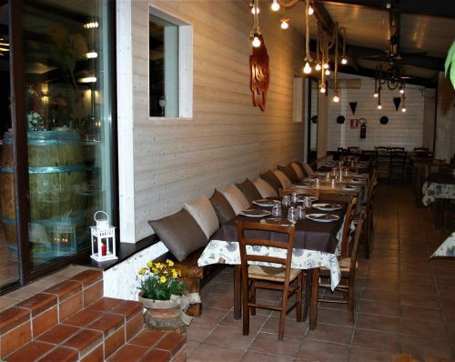 Archisio - Stefania Borgognoni - Progetto La rosa del conero agriturismo