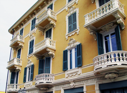 Archisio - Chiomio Luigi - Progetto Albergo marino