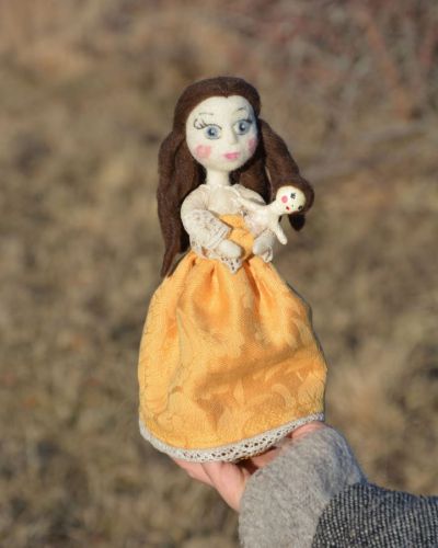Archisio - Pupillae Art Dolls - Progetto Bambole di feltro sarah a little princess