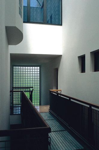 Archisio - Ruggero Lenci - Progetto Alloggi europan 1 favaro