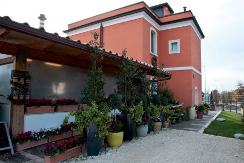 Archisio - Ettore Tricarico - Progetto Retails and commercial