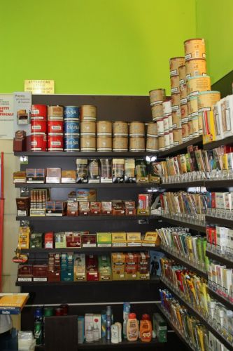 Archisio - Imetallici Di Taverna Andrea Taverna - Progetto Arredamento tabaccheria