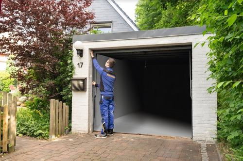 Archisio - Piastrellificio Del Nord srl - Progetto Sezionali hormann