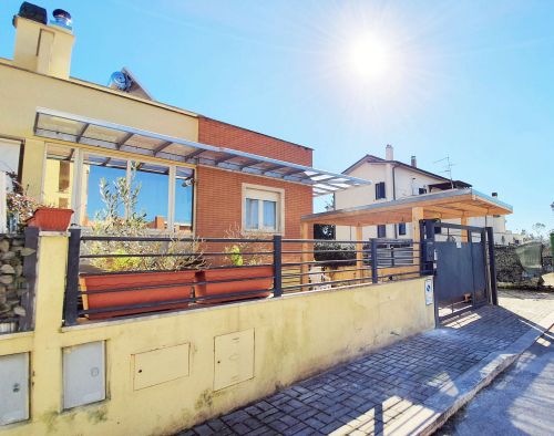 Archisio - Admarchbiosolution - Progetto Pensilinapergolato