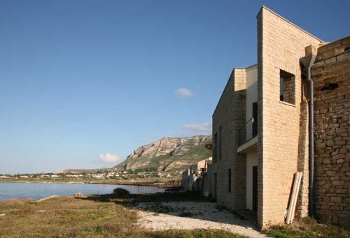 Archisio - Ada Atelier Darchitettura - Progetto Case cisterna