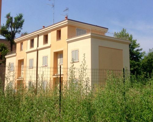 Archisio - Agati Carianni Di Carianni Jose - Progetto Via attiraglio - modena