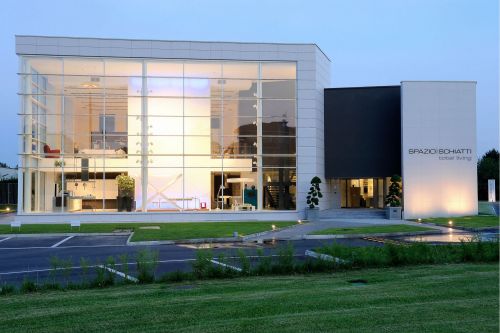 Archisio - Stefano Mariga - Progetto Italia lombardia desio mb 20039 show room spazio schiatti total living