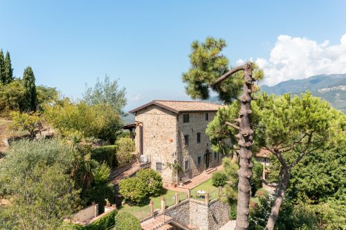 Archisio - Raffaello Terreni - Progetto Villa pedona