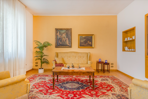 Archisio - Eukalipto Studio - Progetto Home staging e servizio fotografico su villa arredata non abitata in provincia di cremona