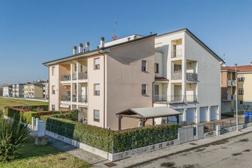 Archisio - Eukalipto Studio - Progetto Home staging completo servizio fotografico e foto drone su duplex vuoto