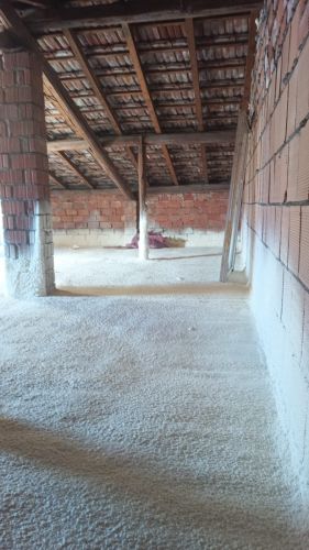 Archisio - Isolmat srl - Progetto Isolamento schiumatura tetto con poliuretano a spruzzo calpestabile