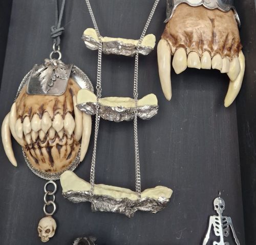 Archisio - Livio Caiulo - Progetto Bigiotteria accessori moda