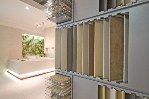 Archisio - Showroom di Teorema Tre srl - Teorema tre nasce nel 1993 con lobiettivo di creare una struttura specializzata nellarredobagno e materiali per ristrutturazione Grazie allesperienza acquisita dai soci che operano nel setto