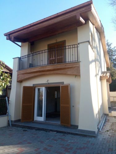 Archisio - Progetto di Luigi Deli - Studio di architettura specializzato nellambito residenzialela casa il mio mondo dalla progettazione alla realizzazionearchitettura dinterni - progettazione e direzione lavori -