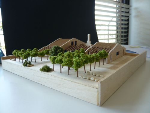 Archisio - Progetto di Liliana Castaldo - Sono un architetto libero professionista che si occupa di ristrutturazioni nuove costruzioni progettazione del paesaggio e aree a verde nei miei lavori cerco sempre di coniugare il segno