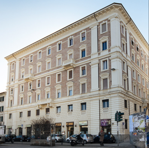 Archisio - Lavoro di Illpa Ristrutturazioni - La nostra impresa presente nel mercato delledilizia da generazioni ed opera stabilmente in ancona dal 2003 quando avvenne il passaggio di consegne dalla generazione precedente allattuale L