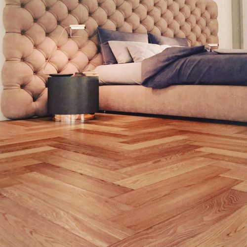 Archisio - Lavoro di Sebeparquet6917 - La se Beparquet6917 da anni si occupa della fornitura e posa in opera di parquet da interno e da esterno in tutto il lazio Offre soluzioni adatte ad ogni tipo di ambiente aiutando il cliente nel