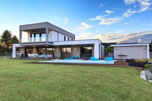 Archisio - Lavoro di Biohaus srl - La nostra mission rappresentare il punto di riferimento per professionisti e committenti nel settore delle costruzioni in bioedilizia e delle case prefabbricate in legno di alta qualit offrendo