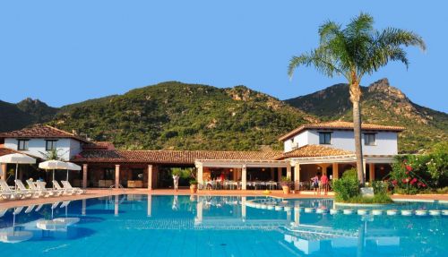 Archisio - Lavoro di Fede Costruzioni Srl - Fede srl unazienda specializzata nella realizzazione di progetti edilizi residenziali eo turistici nella posa e manutenzione di componenti di sicurezza presso i presidi medico sanitari di tutta