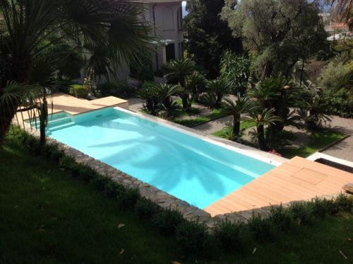 Archisio - Showroom di Pireco - Pireco srl da pi di 10 anni concessionario autorizzato di piscine castiglione azienda leader nella progettazione e costruzione di piscine La nostra azienda ha realizzato pi di 100 piscine e