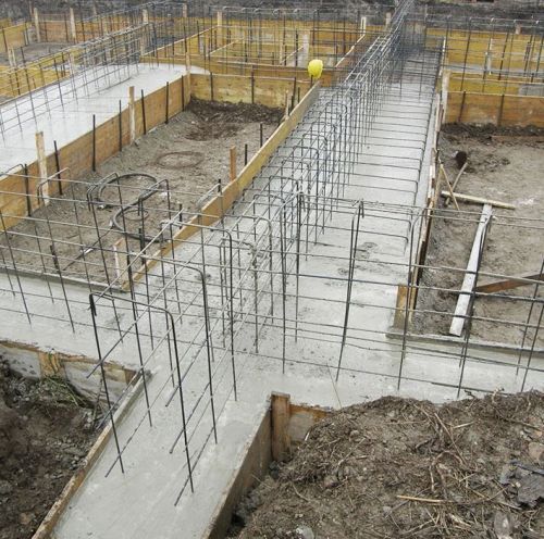 Archisio - Lavoro di Edilmova - Edilmova da trentanni contribuisce al tuo successo grazie alla competenza esperienza disponibilit e reperibilit costante con i titolari 77-h24 per qualsiasi intervento edilizio costruzioni