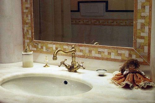 Archisio - Lavoro di Amaseno Marmi - Lazienda amaseno marmi progetta crea sviluppa e realizza divrese tipologie di lavorazioni in marmo ed sempre attenta a soddisfare le richieste dei propri clienti tenendo sempre cura dei minimi d