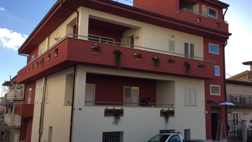 Archisio - Lavoro di Randazzo Gianluca - La nostra impresa che opera da 40 anni prima come azienda a conduzione familiare cresciuta fino a raggiungere lattuale affidabilissimo organico composto da 3 muratori specializzati 2 manov