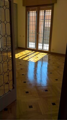 Archisio - Lavoro di Stefano Montauto - La ditta stefano montauto esegui interventi di Finitura posa levigatura marmi parquet tradizionale prefiniti e pietre naturali in genere pavimenti al quarzo